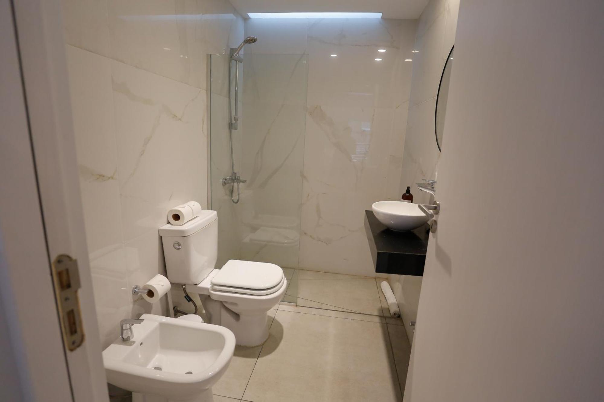 Own Belgrano Studios & Suites บัวโนสไอเรส ภายนอก รูปภาพ