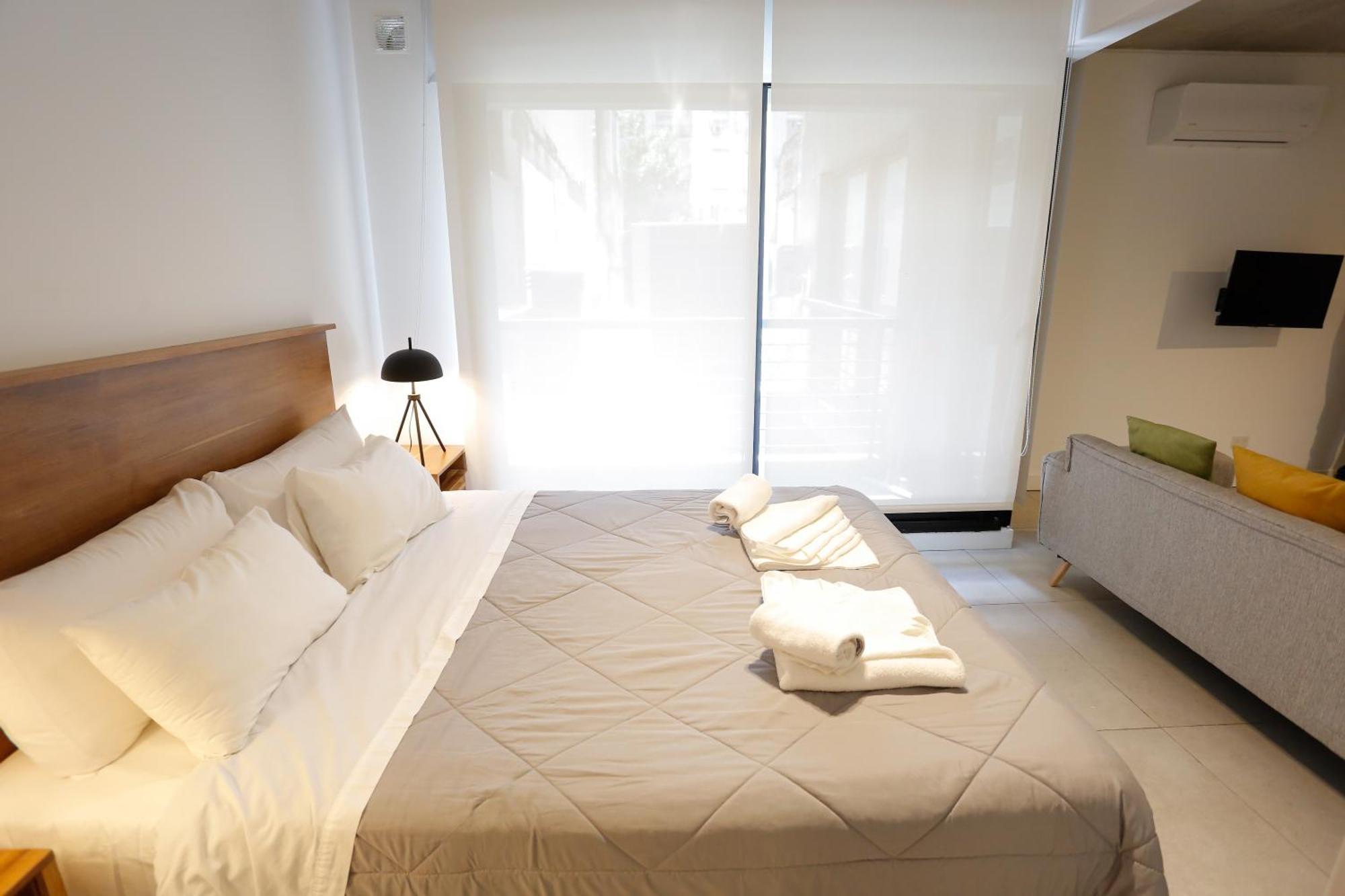 Own Belgrano Studios & Suites บัวโนสไอเรส ภายนอก รูปภาพ