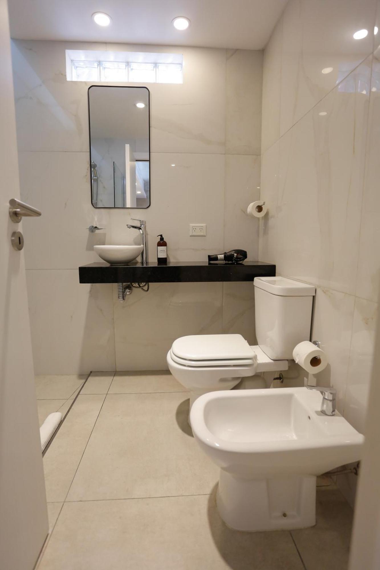 Own Belgrano Studios & Suites บัวโนสไอเรส ภายนอก รูปภาพ